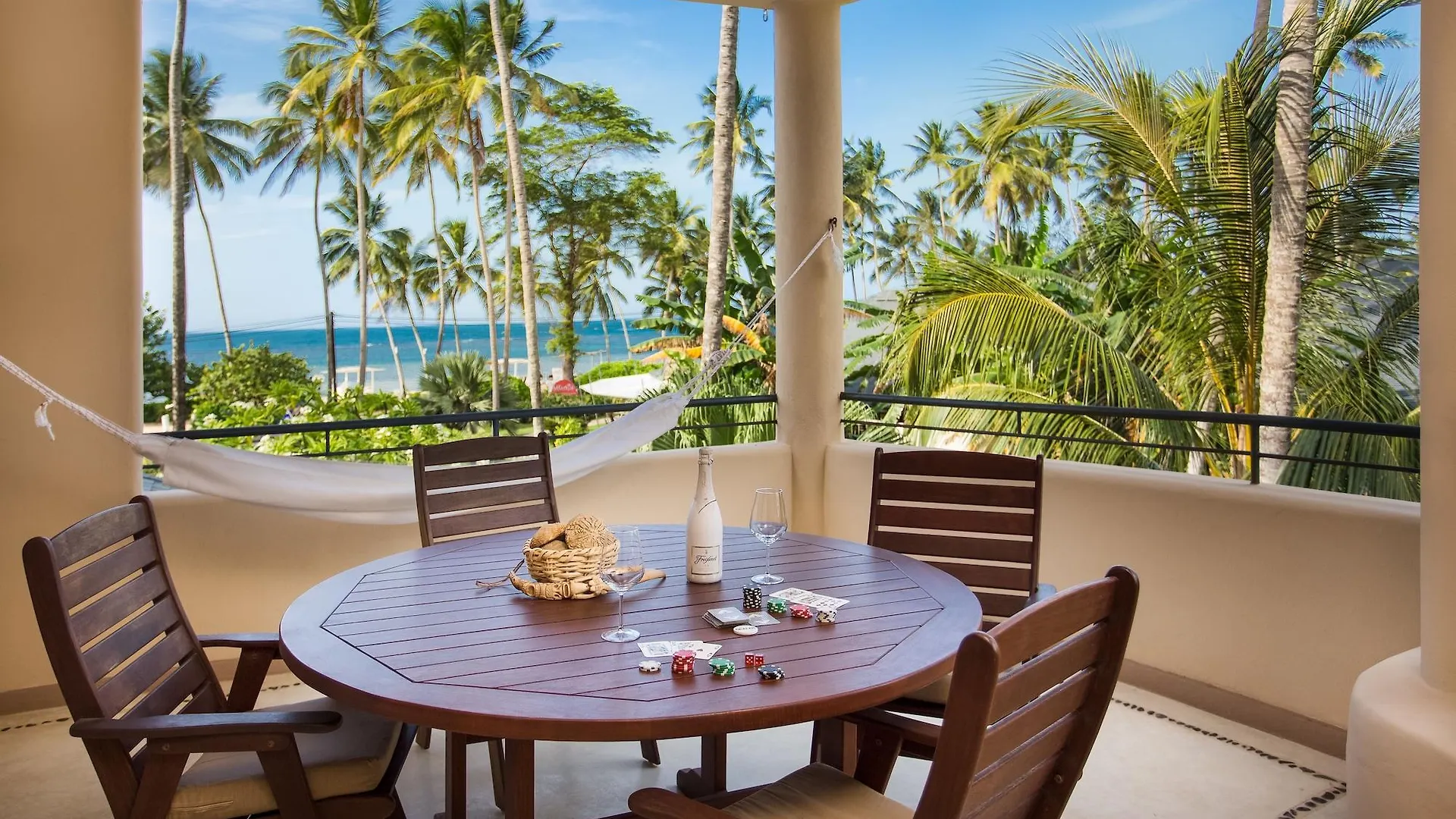 Hotel Alisei Las Terrenas 4*,